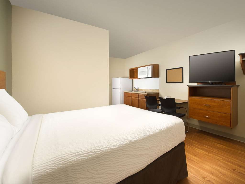 Woodspring Suites Des Moines Pleasant Hill Номер фото