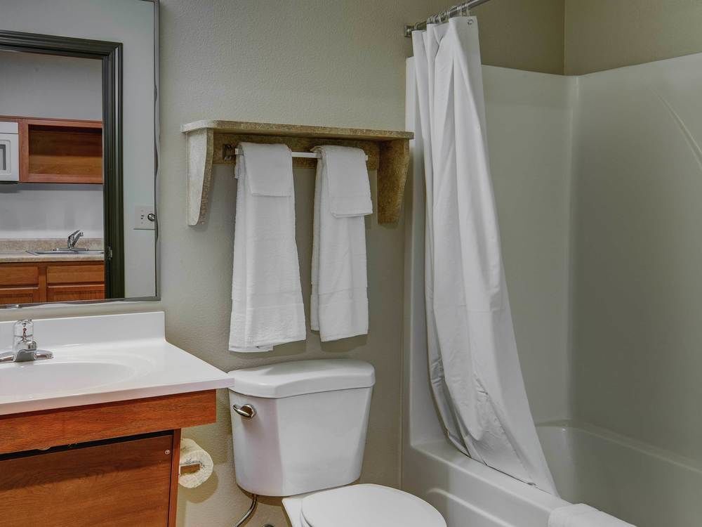 Woodspring Suites Des Moines Pleasant Hill Экстерьер фото